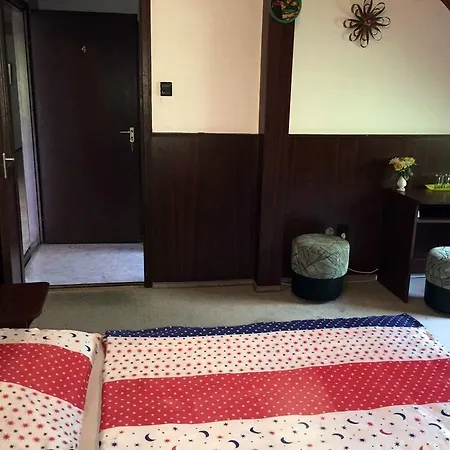 Tahiti Vendegpark 3*